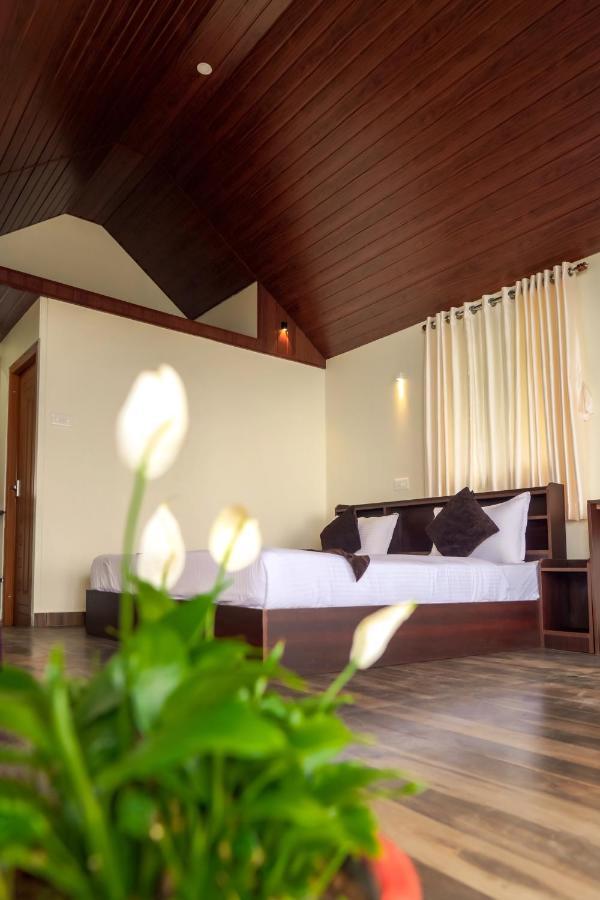 Forest County Hotel Munnar Ngoại thất bức ảnh