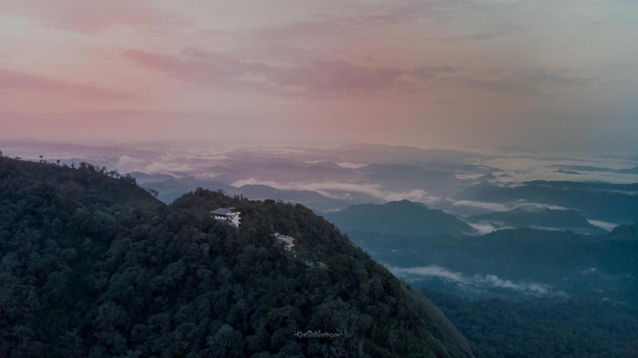 Forest County Hotel Munnar Ngoại thất bức ảnh