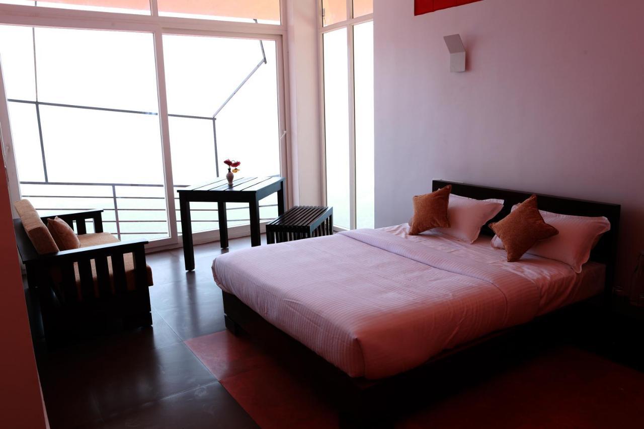 Forest County Hotel Munnar Ngoại thất bức ảnh